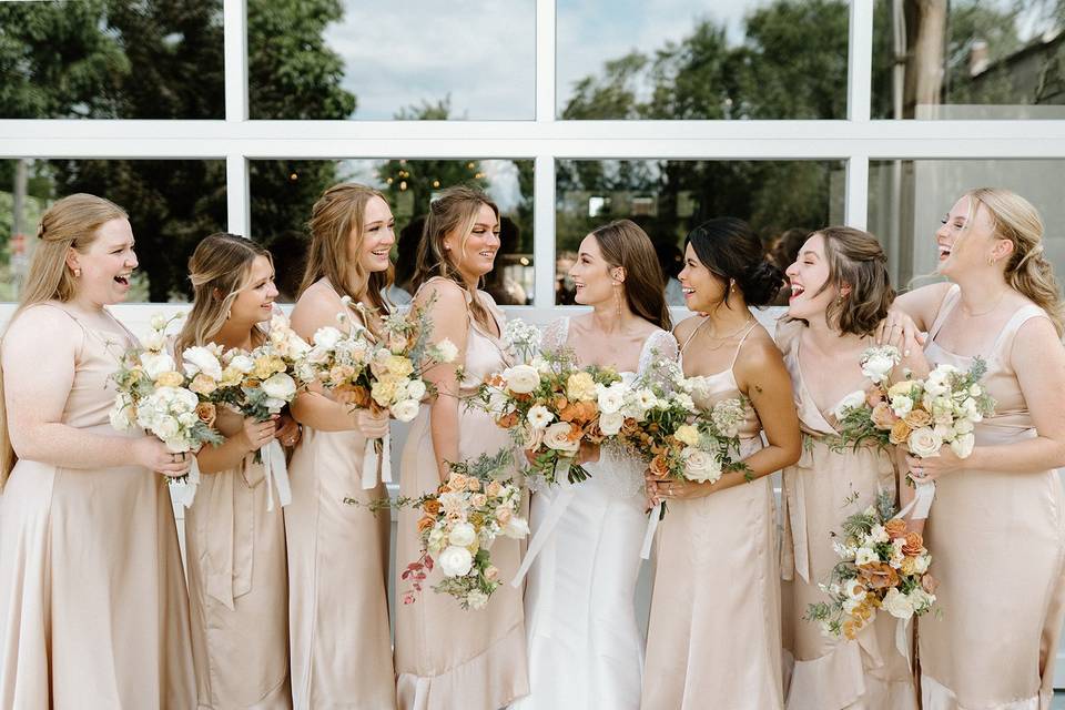 Explore the Best Florist Online: Top Picks for Beautiful Bouquets from Chobham Flowers UK